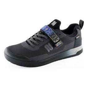 MAZAWI - Tenis clip Kaan Black USA 9.5