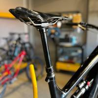 YT DECOY 2020 M CARBON SHIMANO EP6 — imagen 4
