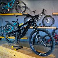 YT DECOY 2020 M CARBON SHIMANO EP6 — imagen 5