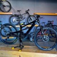 YT DECOY 2020 M CARBON SHIMANO EP6 — imagen 1